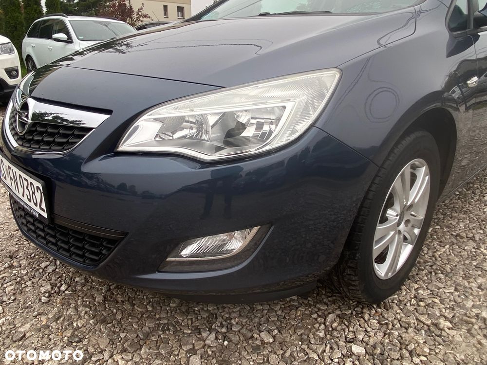 Opel Astra 1.4 Turbo Design Edition - 9