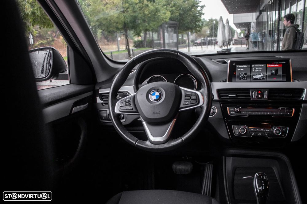 BMW X1 16 d sDrive Auto - 38