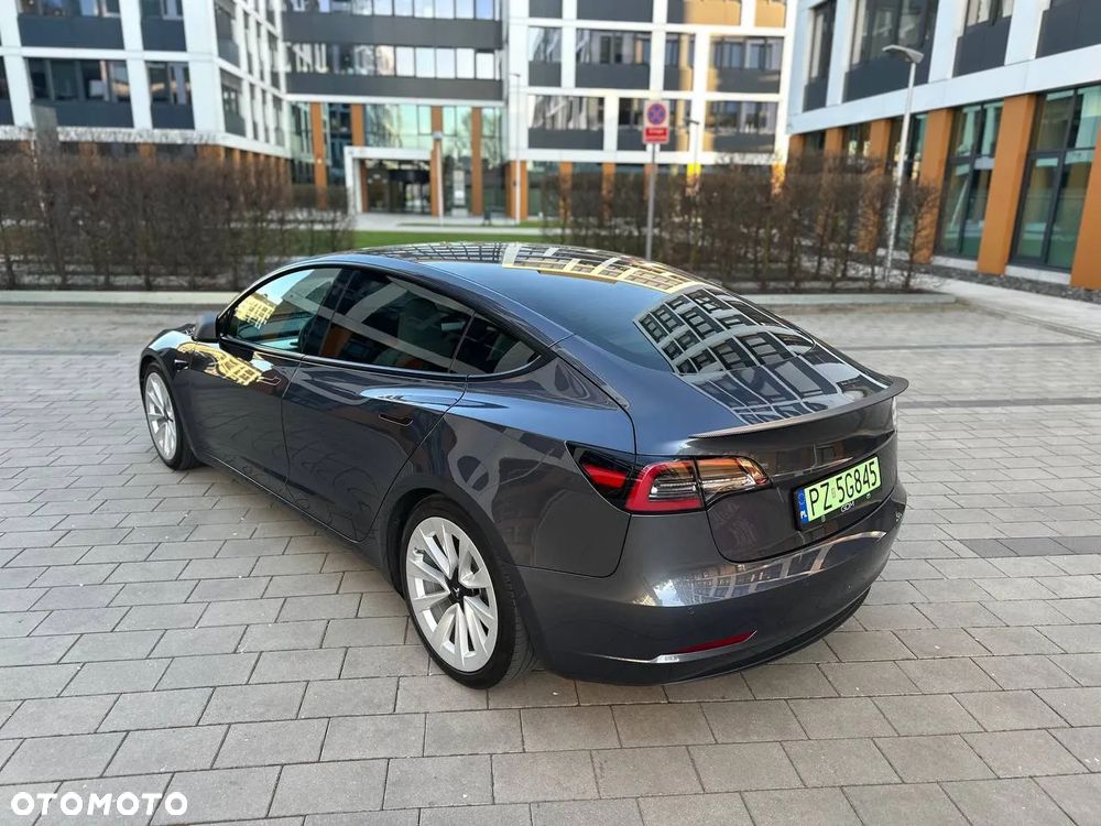 Tesla Model 3 Langstreckenbatterie Allradantrieb Dual Motor - 6