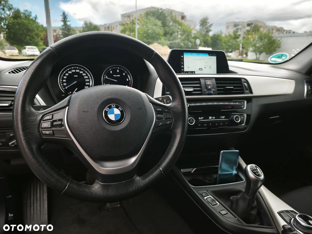 BMW Seria 1 118d Edition Metropolitan - 22