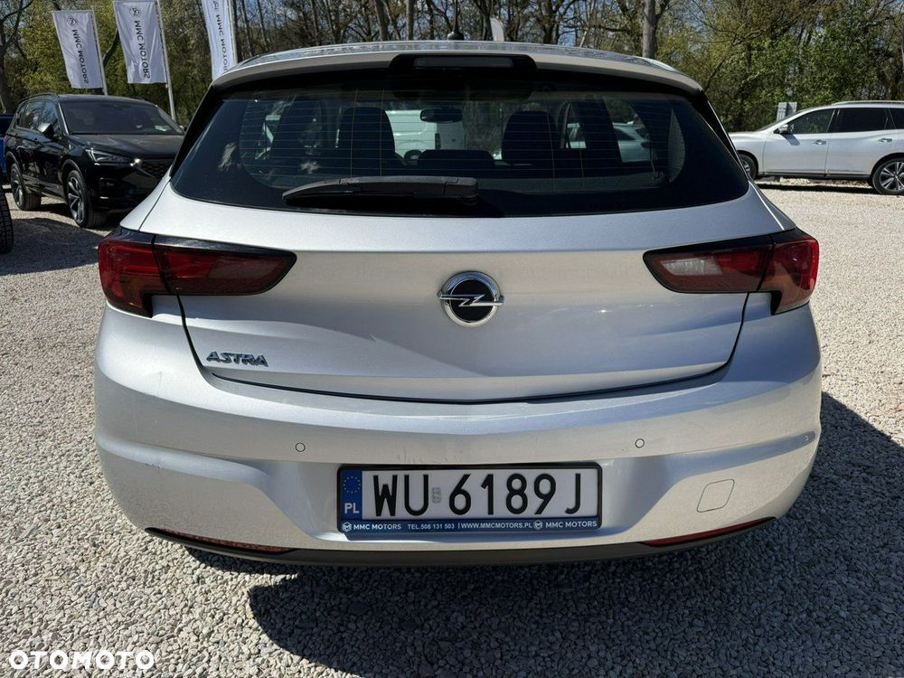Opel Astra 1.4 T Enjoy S&S - 10
