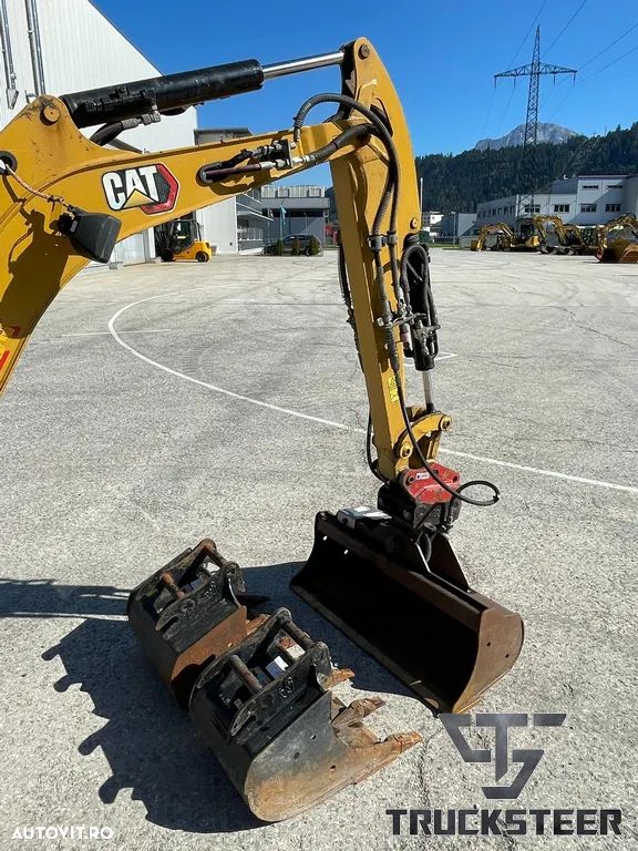 JCB 301.8 - 3