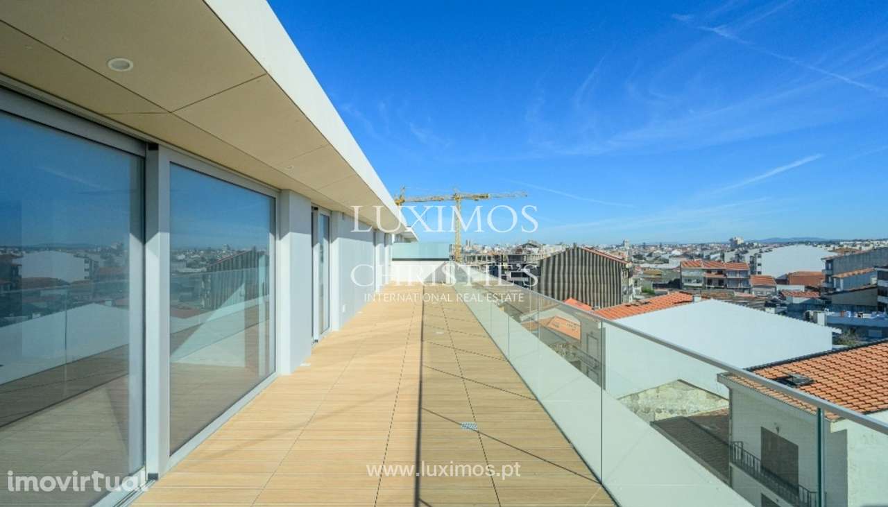 Penthouse com terraço, piscina e vistas de mar, à venda, em Vila do - Grande imagem: 3/23