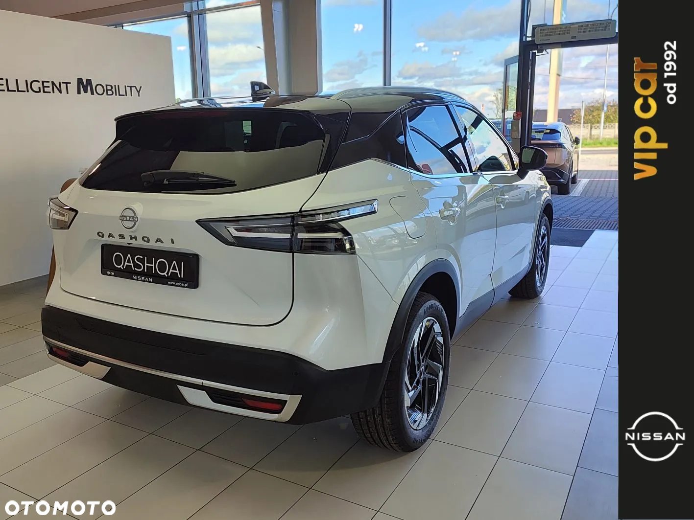Nissan Qashqai 1.3 DIG-T mHEV N-Connecta Xtronic - 3