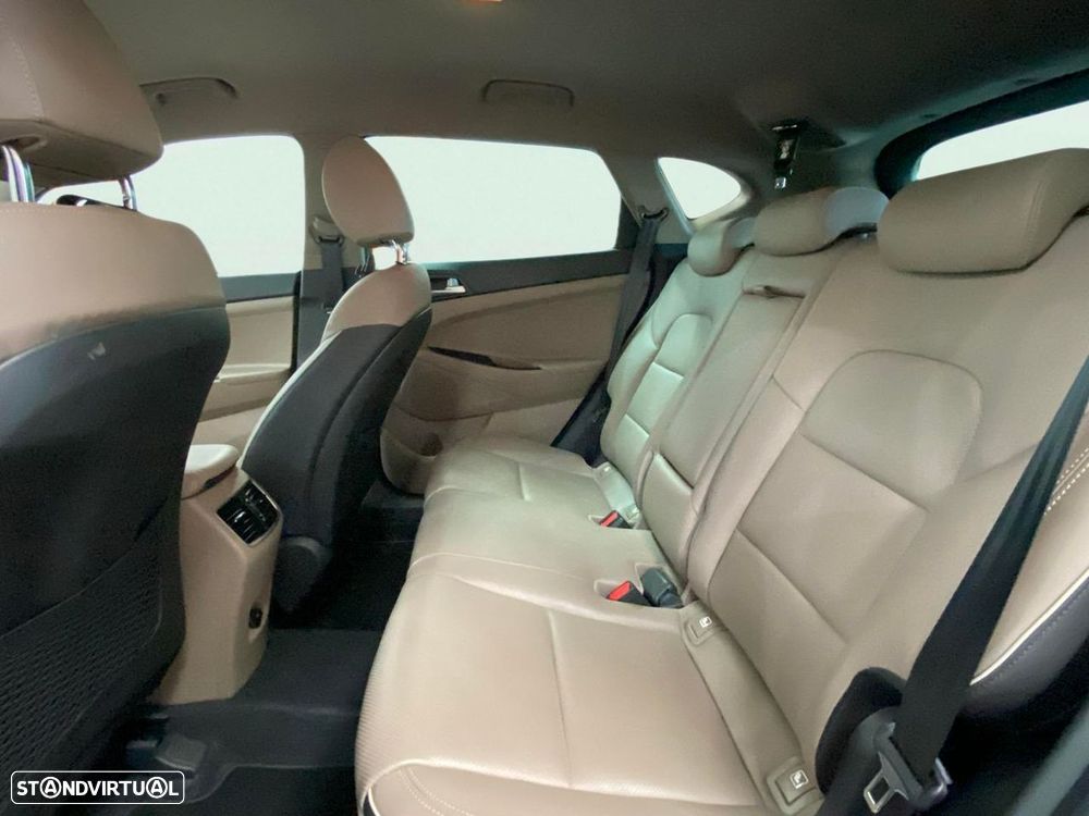 Hyundai Tucson 1.6 CRDi Premium - 19