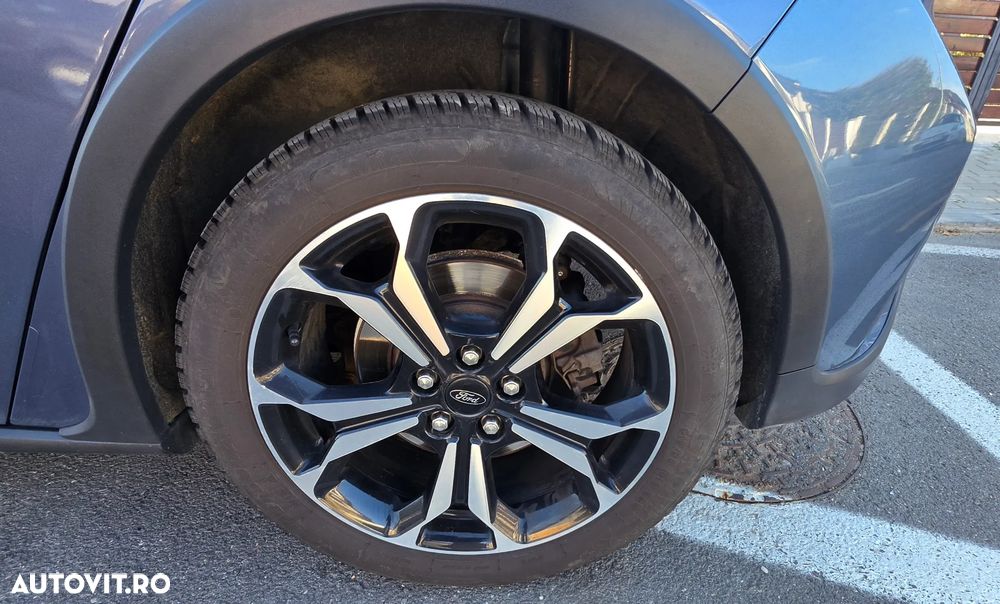 Ford Focus - 26
