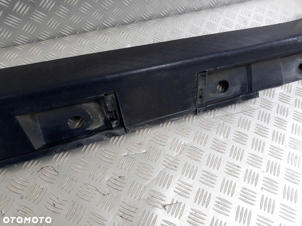 próg listwa progowa prawa TOYOTA AVENSIS T27 08-15 - 6