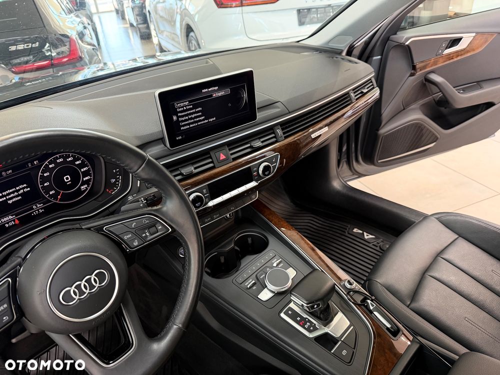 Audi A4 Limousine 2.0 TFSI Quattro Design S tronic - 28