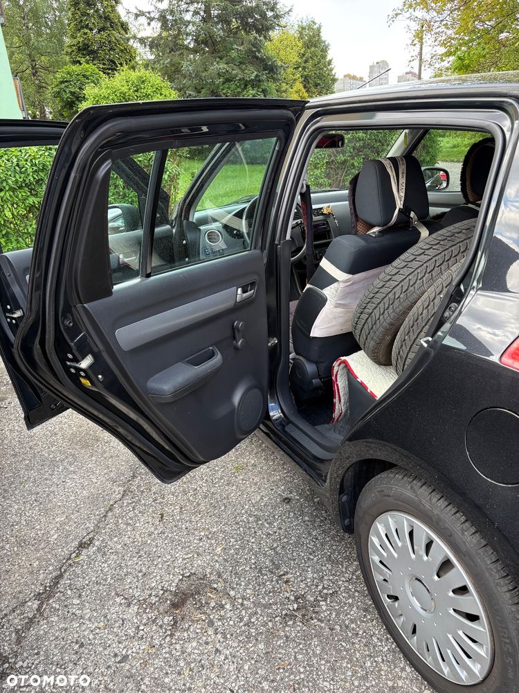 Suzuki Swift - 8