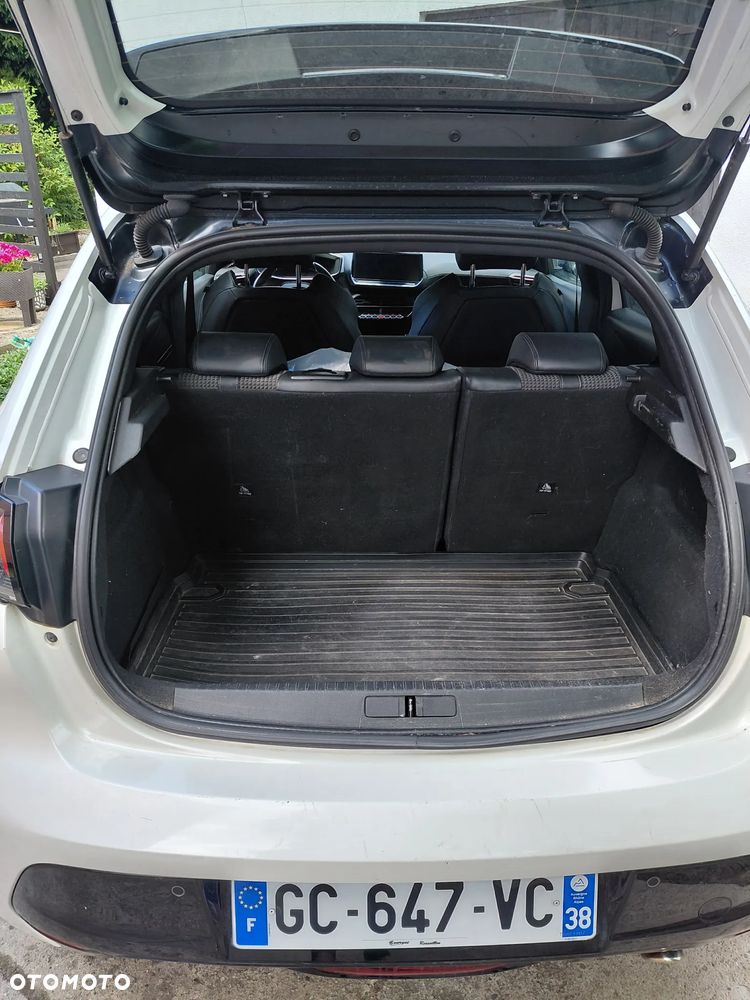 Peugeot 208 PureTech 100 GT - 13