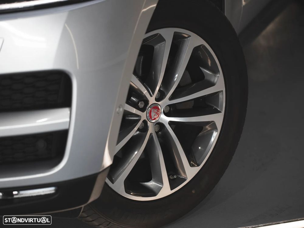 Jaguar F-Pace 2.0 i4D Prestige Aut. - 8