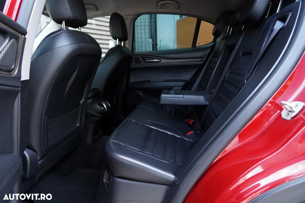 Alfa Romeo Stelvio 2.0 Turbo AWD AT8 Super - 9