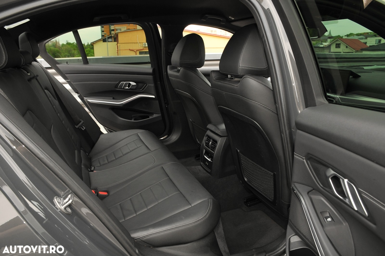 BMW Seria 3 320d xDrive AT M Sport - 31