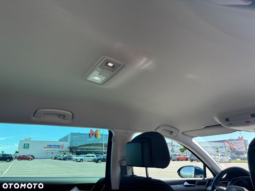 Volkswagen Passat 2.0 TDI EVO Business - 17