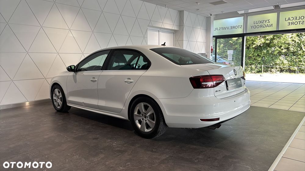 Volkswagen Jetta 1.4 TSI BMT Highline DSG - 4