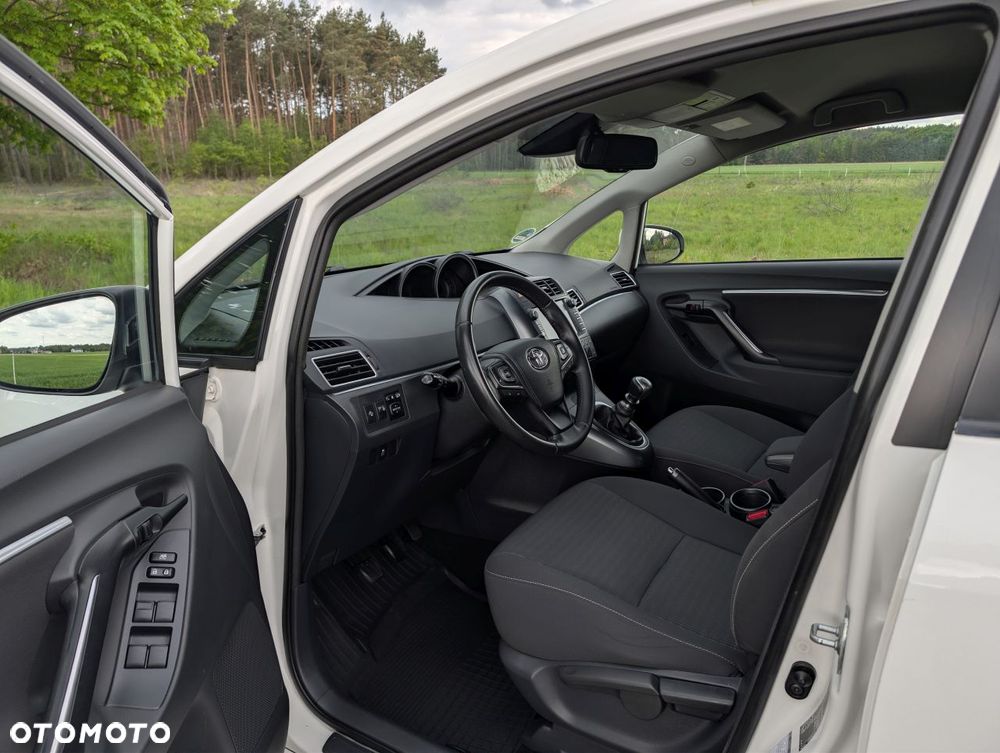 Toyota Verso 1.6 Sol EU5 7os - 17