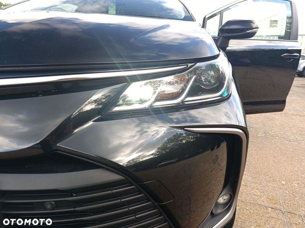 Toyota Corolla 1.8 Hybrid Comfort - 34