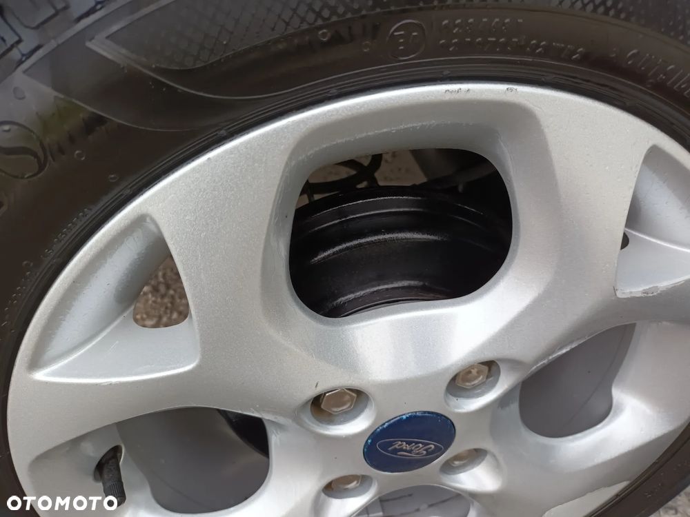 Ford Fiesta 1.4 Titanium X - 32