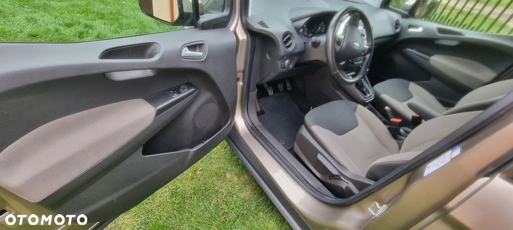 Ford Tourneo Courier 1.0 EcoBoost Trend - 15