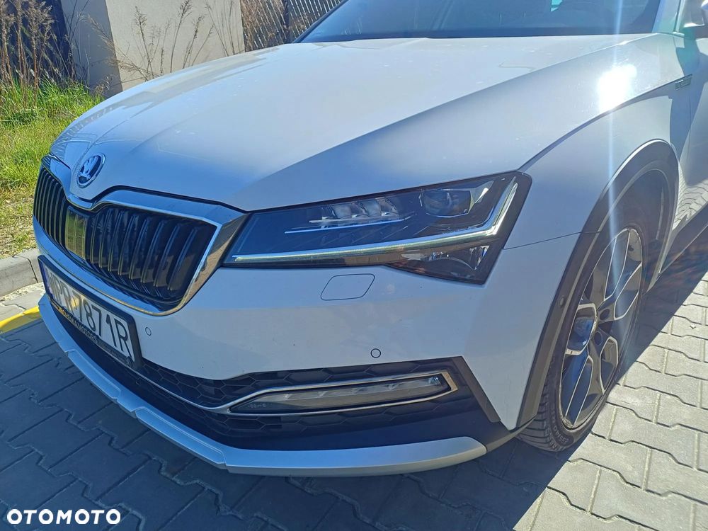Skoda Superb 2.0 TSI 4x4 Scout DSG - 40