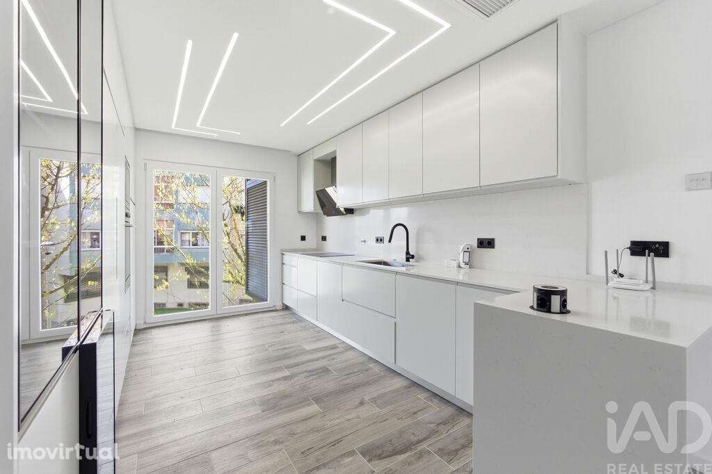 Apartamento T4 em Santa Iria de Azoia, São João da Talha e Bobadela de - Grande imagem: 4/30