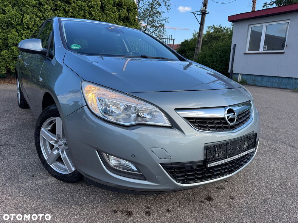 Opel Astra 1.4 Turbo ecoFLEX Start/Stop 150 Jahre - 3