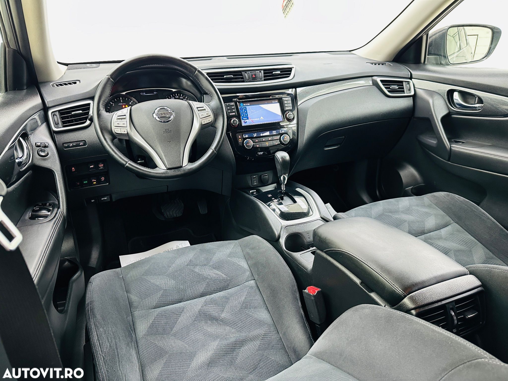Nissan X-Trail - 25