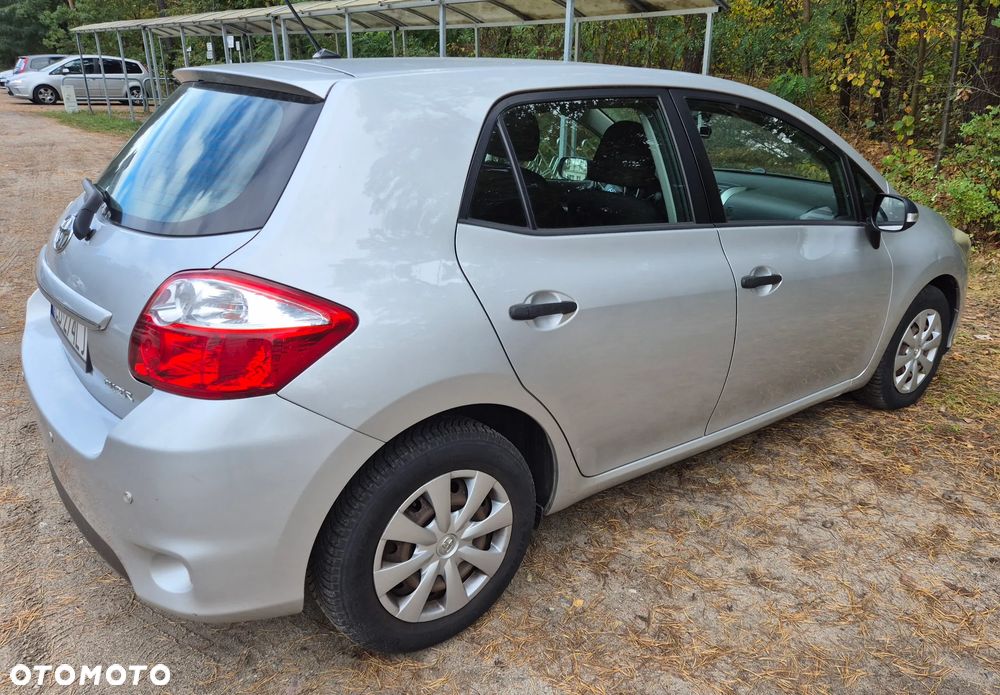 Toyota Auris - 5