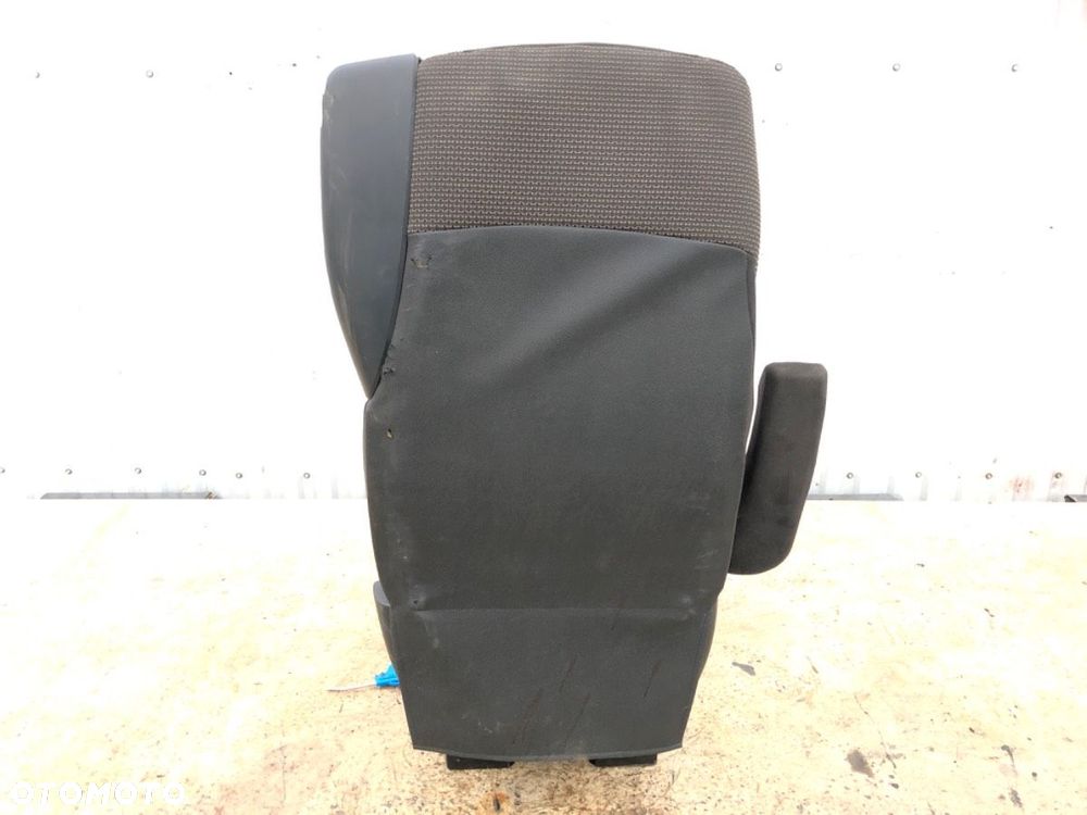 FOTEL LEWY PRZÓD  DAF XF 2012 - 2022 FT 460 - 6