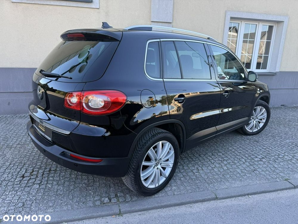 Volkswagen Tiguan 2.0 TDI DPF 4Motion Automatik Track & Avenue - 3