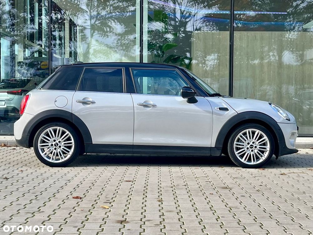 MINI Cooper - 4