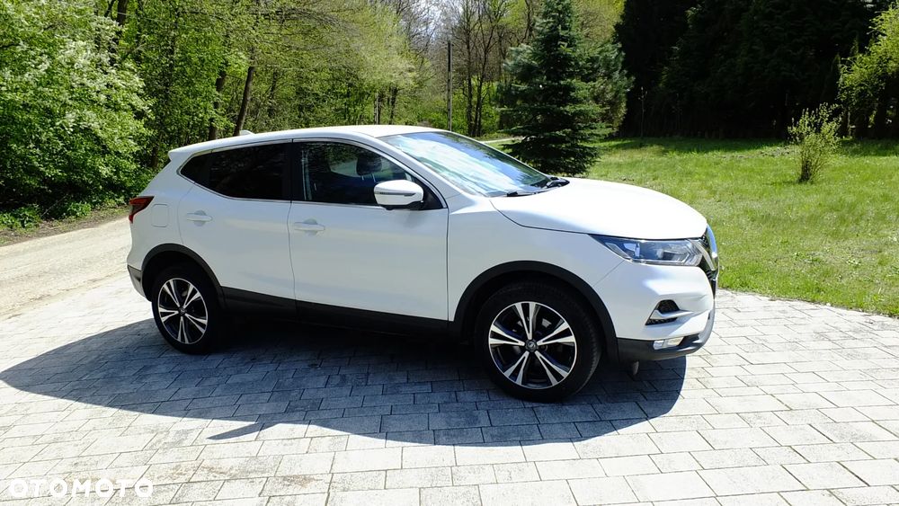 Nissan Qashqai 1.2 DIG-T N-Connecta EU6 - 6
