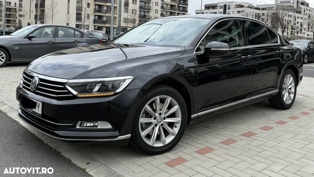 Volkswagen Passat 2.0 TDI DSG Highline - 35