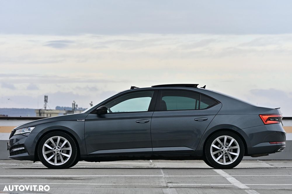 Skoda Superb 2.0 TDI DSG Sportline - 6