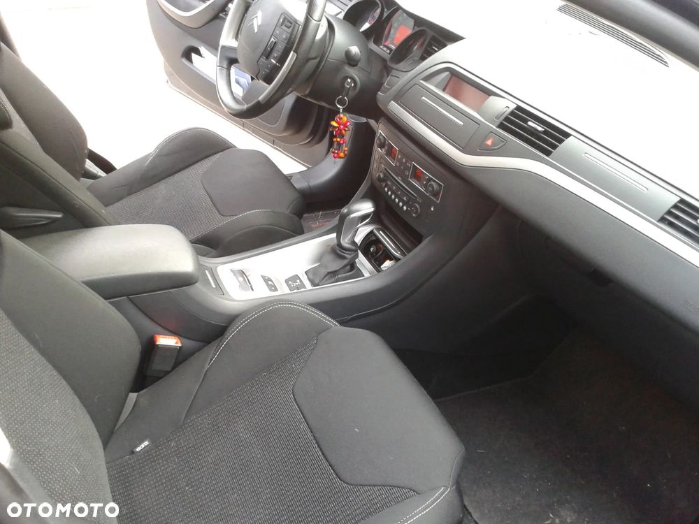 Citroën C5 HDi 135 FAP Confort - 4