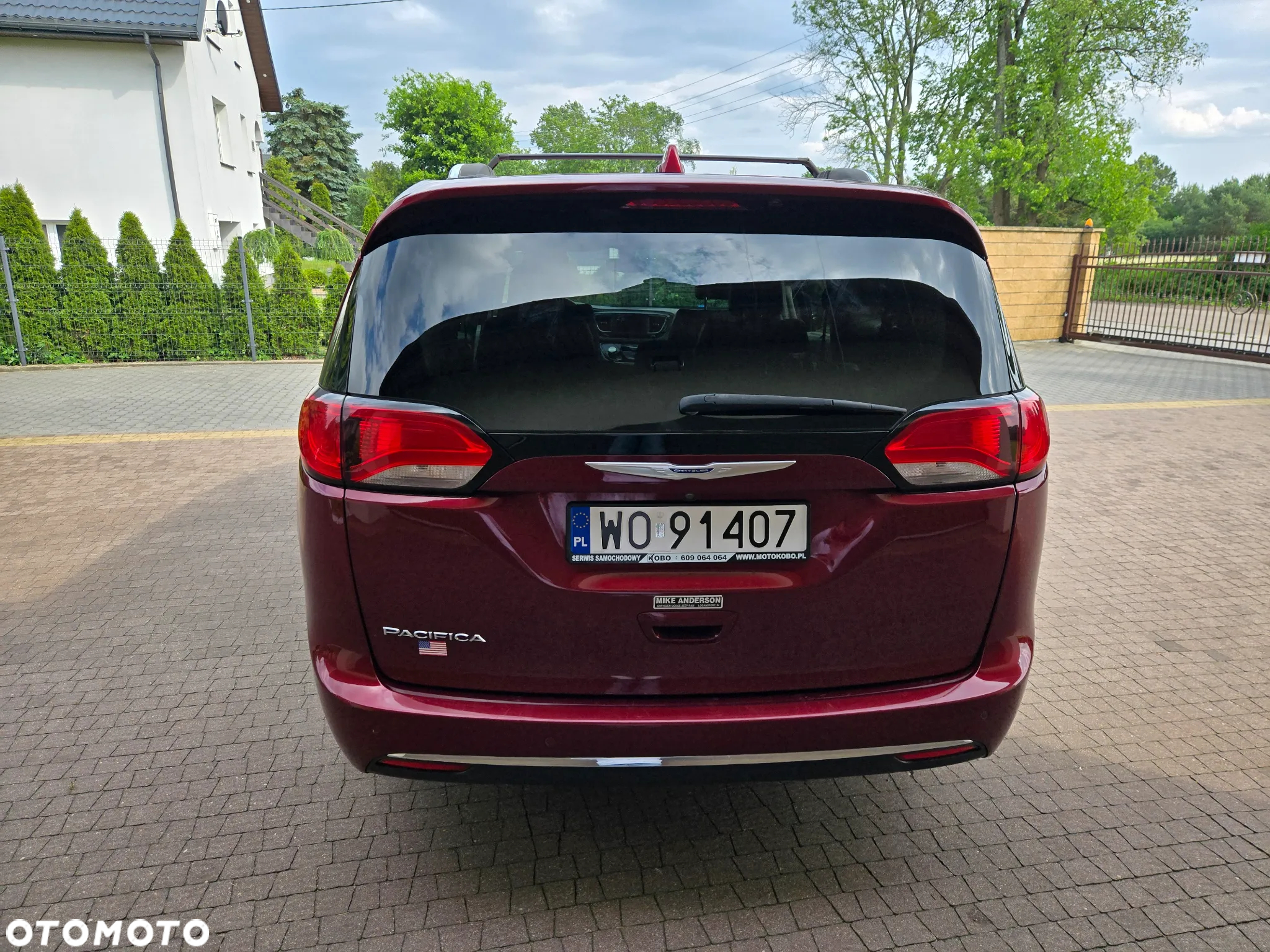 Chrysler Pacifica - 6