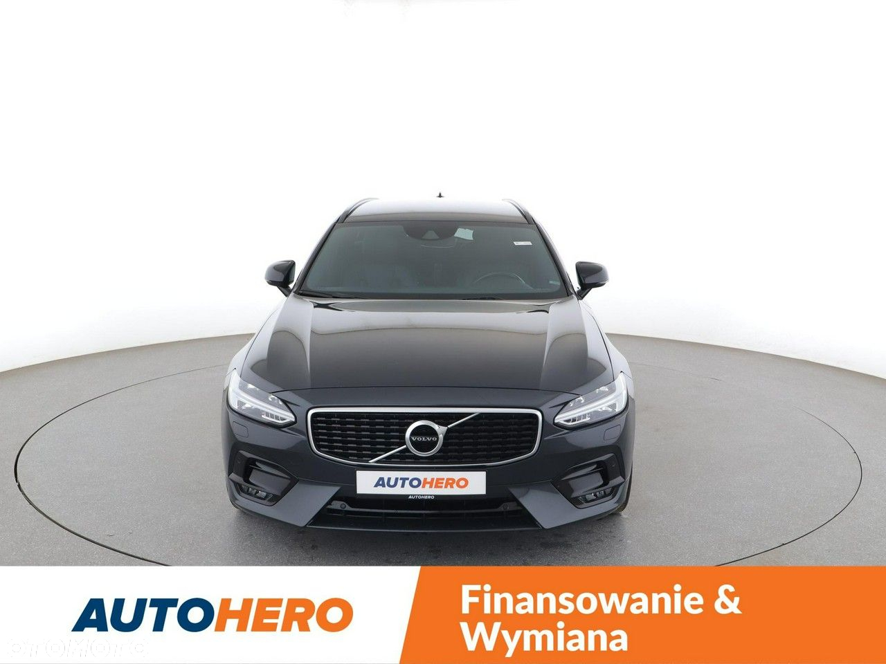 Volvo V90 D4 R-Design - 11