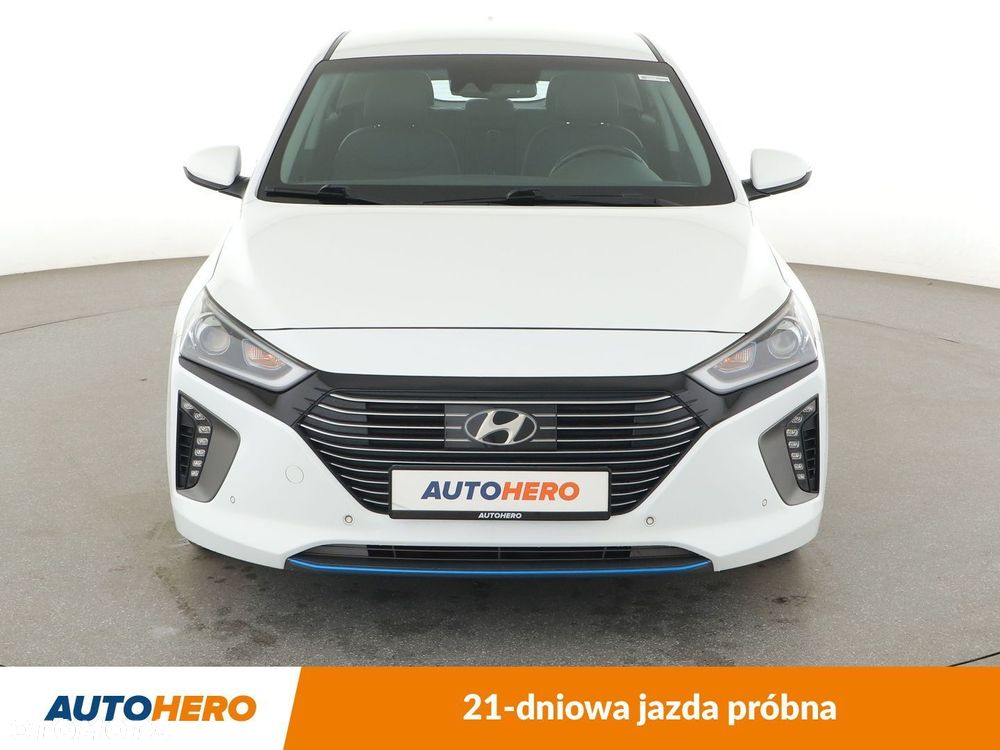 Hyundai IONIQ - 9