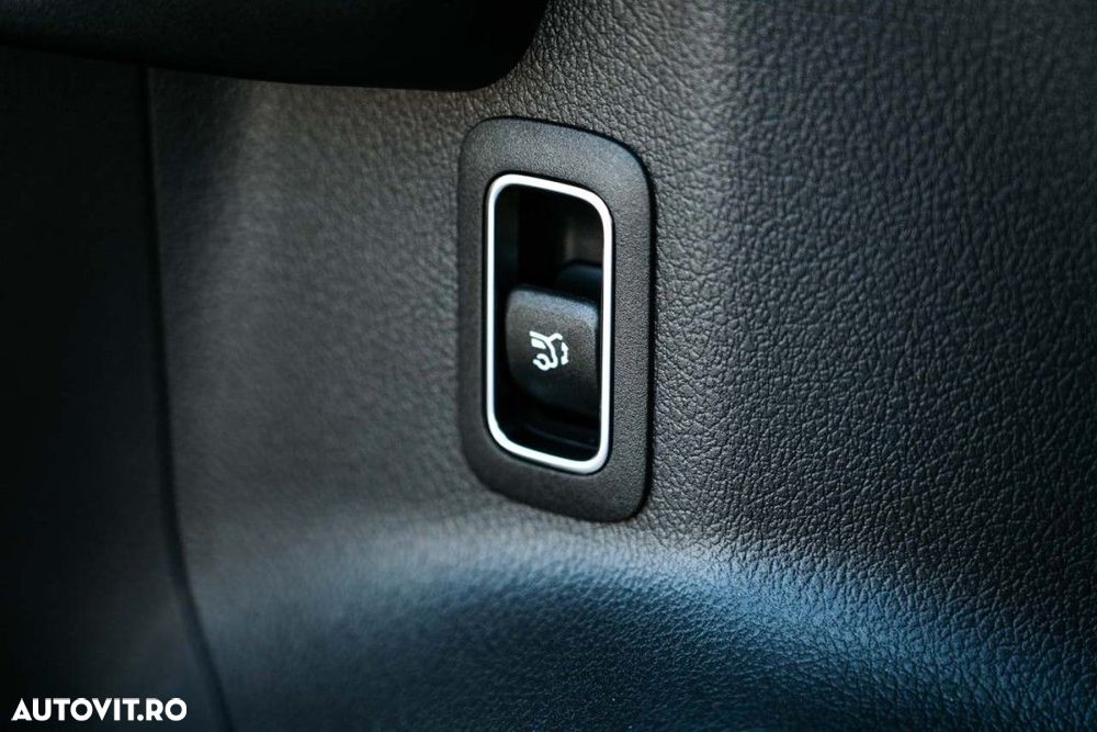 Mercedes-Benz EQB 300 4MATIC - 34