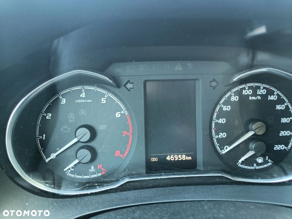Toyota Yaris - 16