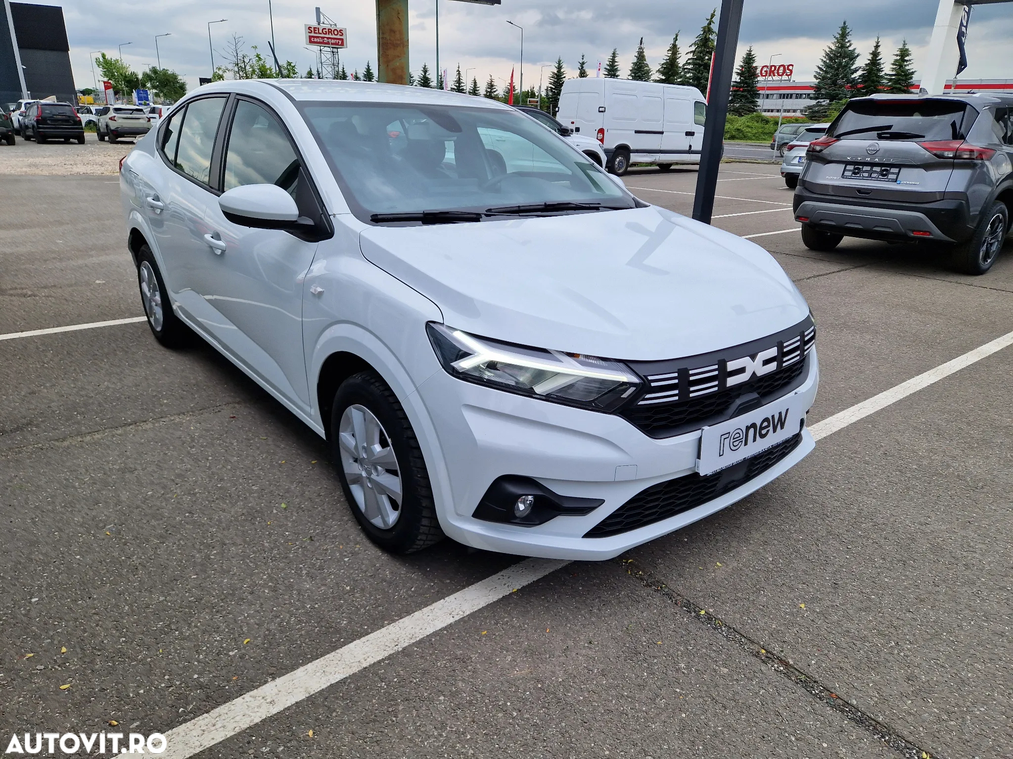 Dacia Logan TCe 90 CVT Comfort - 6