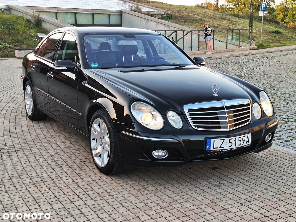 Mercedes-Benz Klasa E 500 Elegance - 31