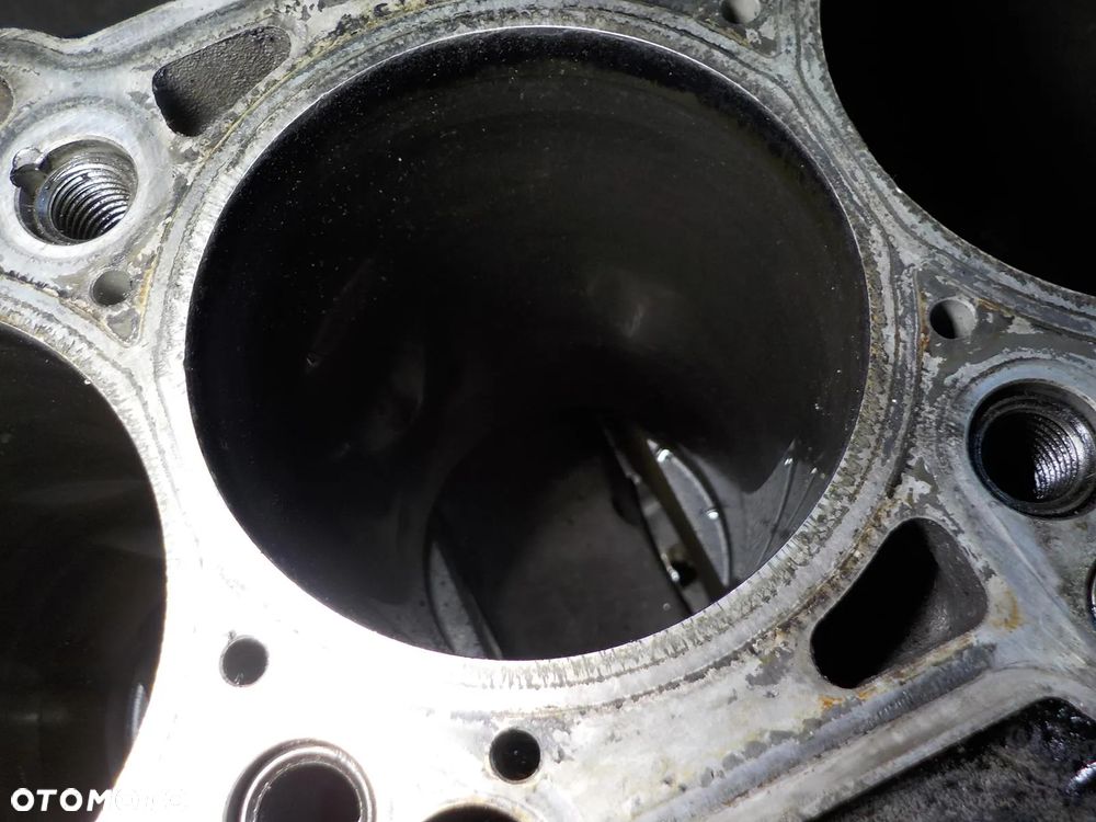 VW T5 2.5 TDI BNZ BPC BLOK SILNIKA - 3