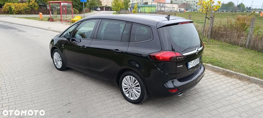 Opel Zafira - 13