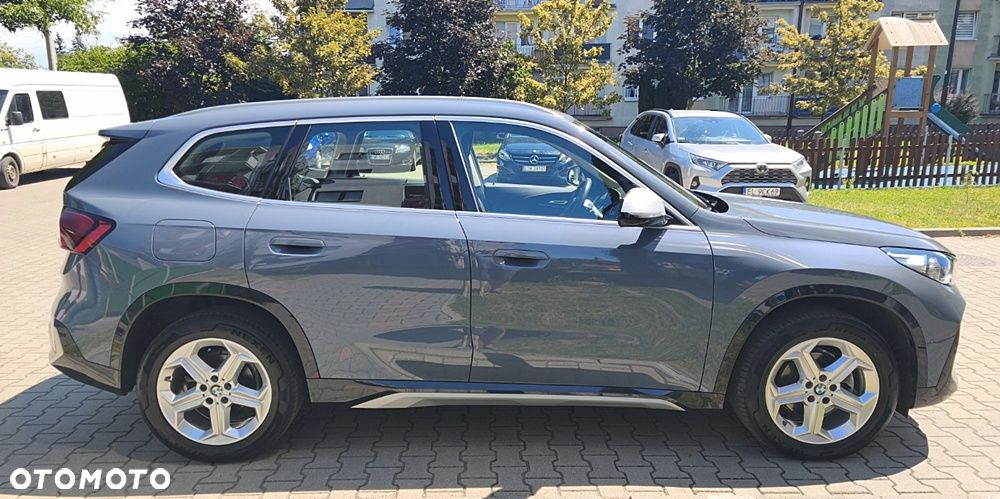 BMW X1 sDrive18i xLine - 8
