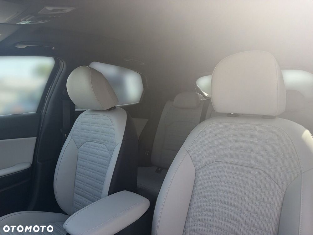 Kia XCeed 1.6 T-GDI Business Line DCT - 12