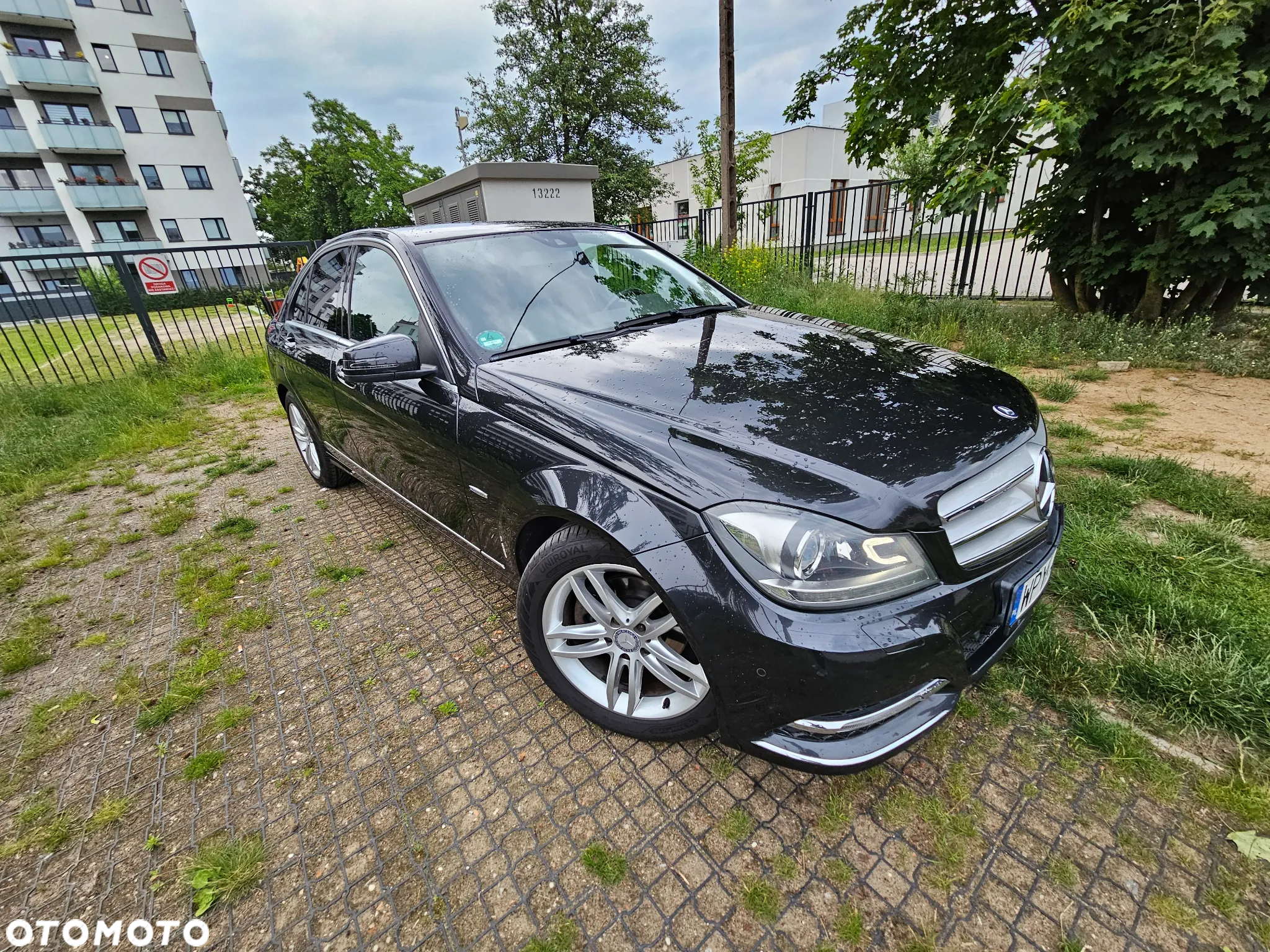 Mercedes-Benz Klasa C 180 BlueEFFICIENCY 7G-TRONIC Avantgarde - 21
