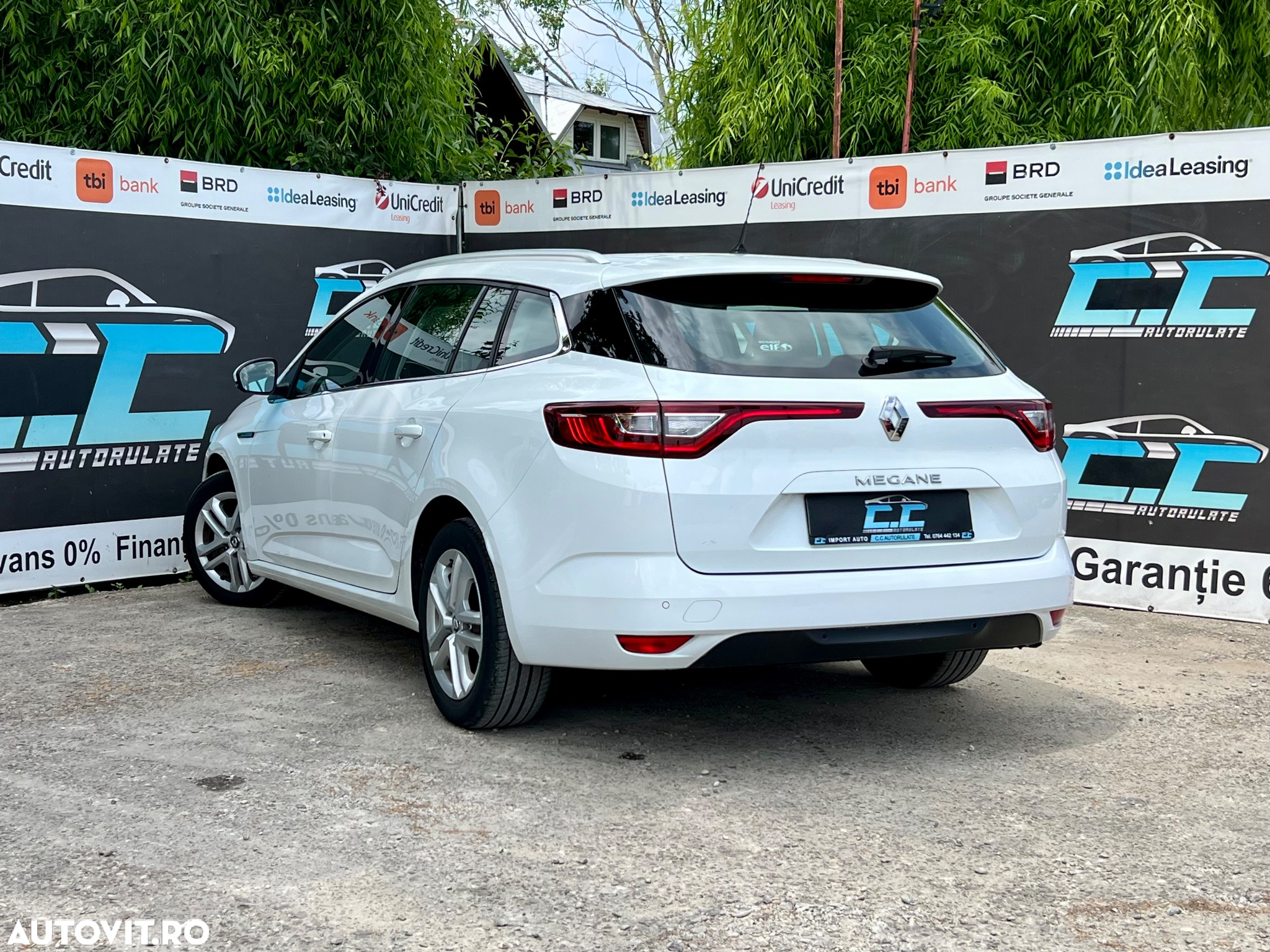 Renault Megane Grandtour TCe 115 GPF LIMITED - 4
