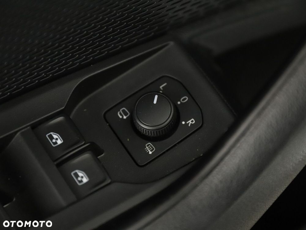 Skoda Octavia 2.0 TDI SCR Style DSG - 23