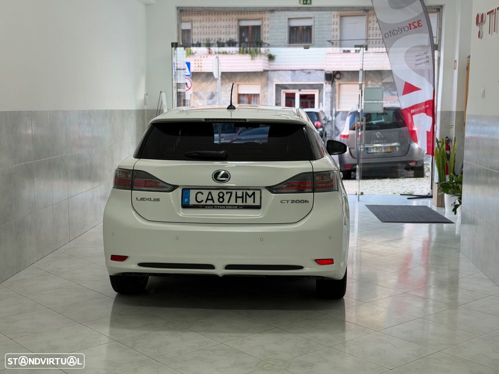 Lexus CT 200h Business - 4